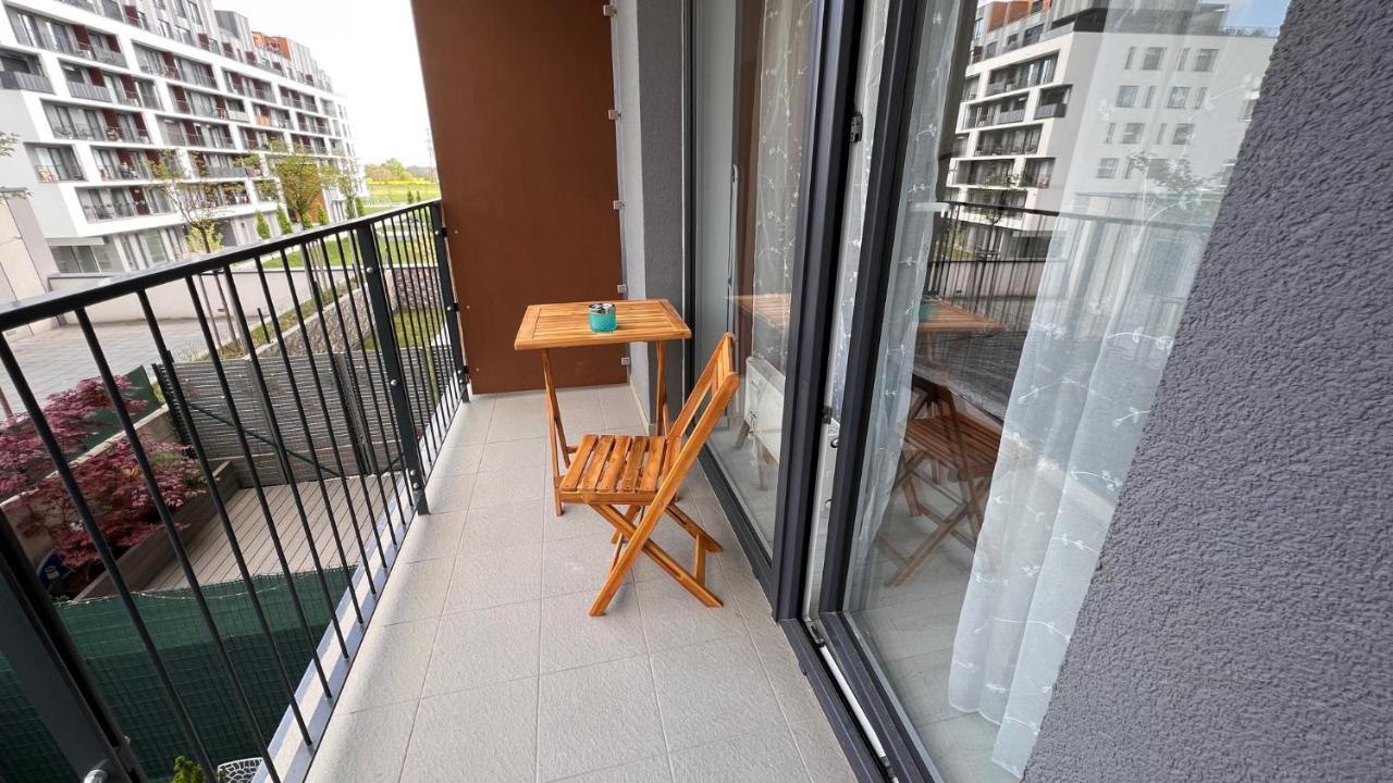 1 Room Apartment With Terrace, Slnecnice Bratysława Zewnętrze zdjęcie