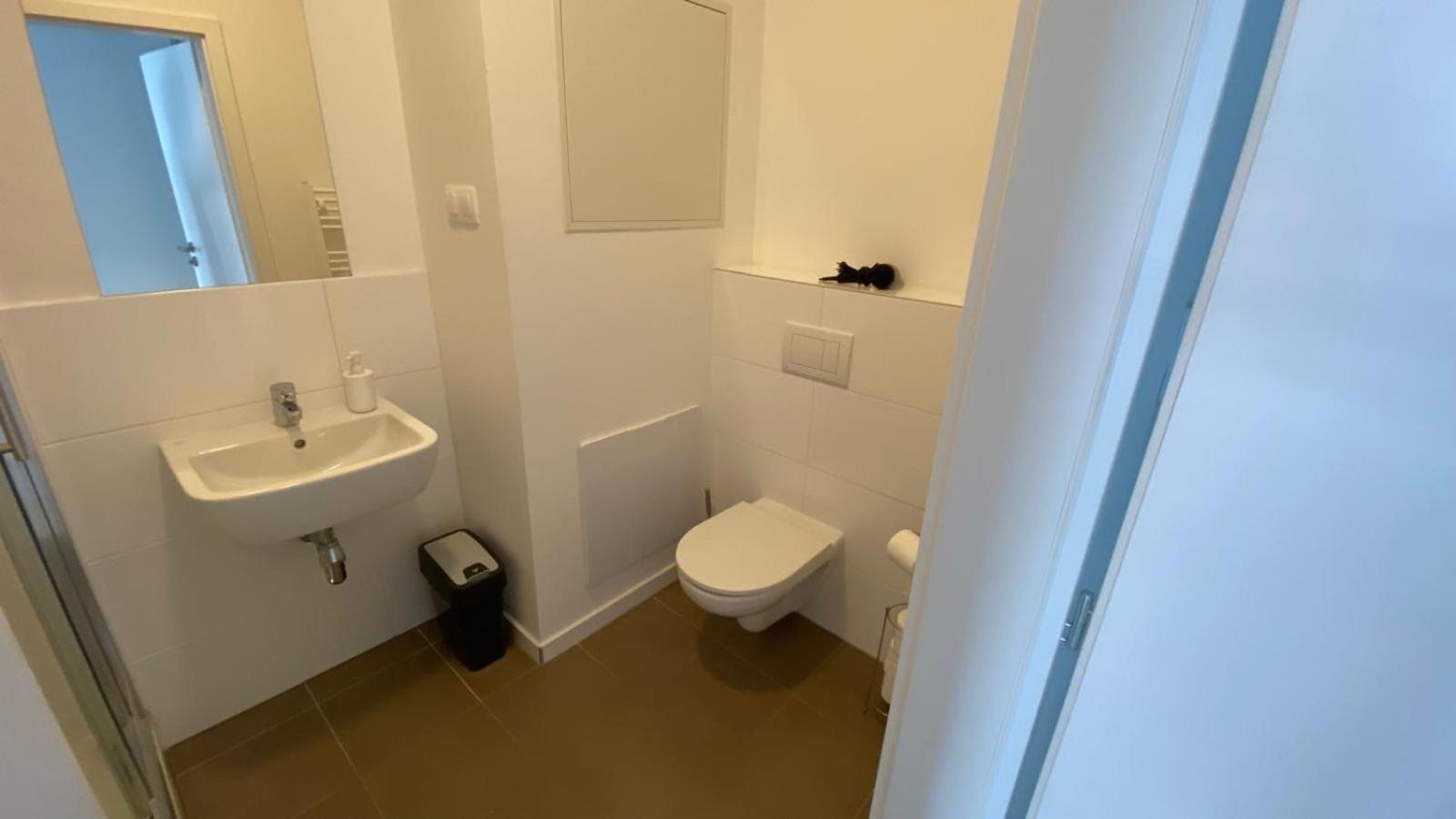 1 Room Apartment With Terrace, Slnecnice Bratysława Zewnętrze zdjęcie